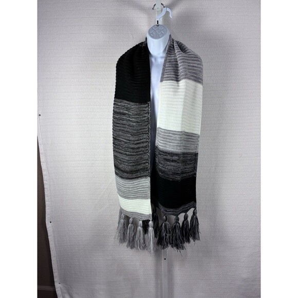 Winter Knitted Thick Scarf Calvin Klein Tassels Black White Gray One Size - Picture 1 of 13